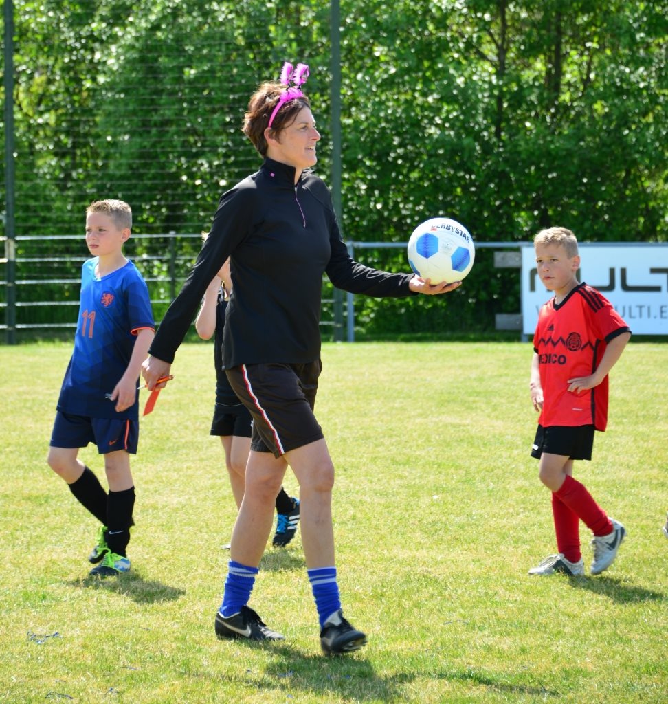 Filename=Fotojobse 300515_285.JPG
Filesize=263KiB
Dimensions=972x1024
Date added=Jun 02, 2015 Fotojobse 300515_285.JPG